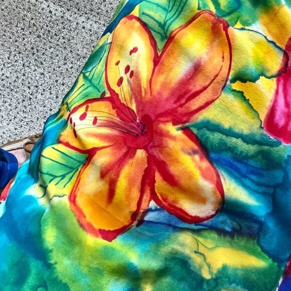 Diane Gilman Silk Blouse Vibrant, Multicolored Floral & Foliage Pattern Size 2x - Picture 7 of 9